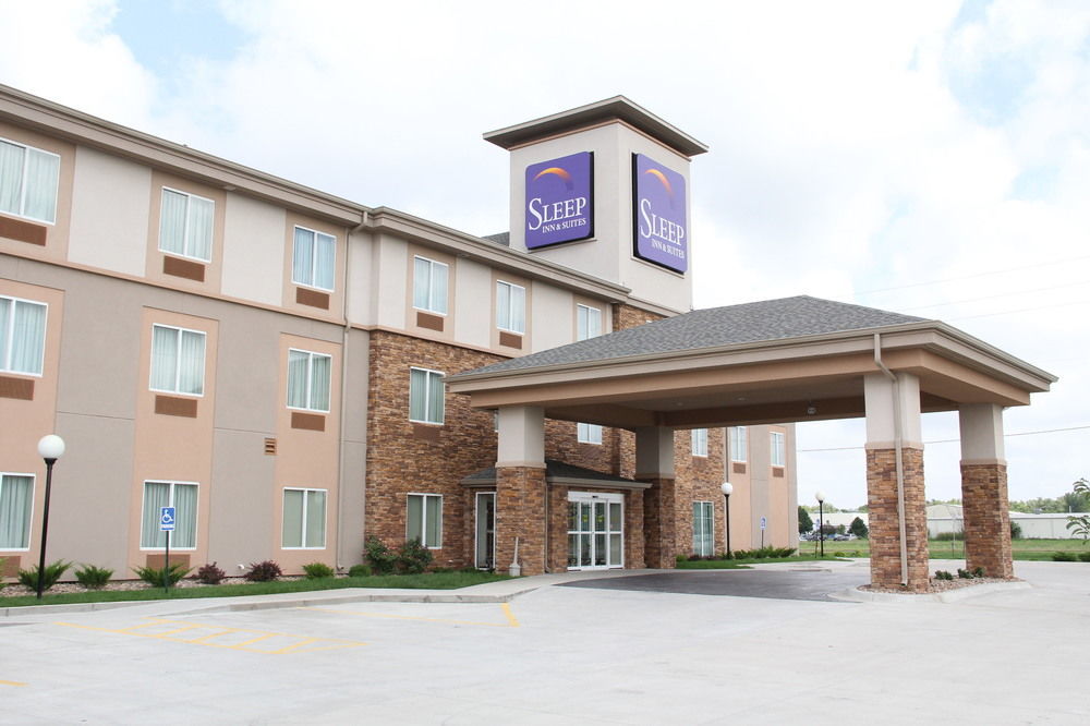 Sleep Inn & Suites Haysville Exterior photo